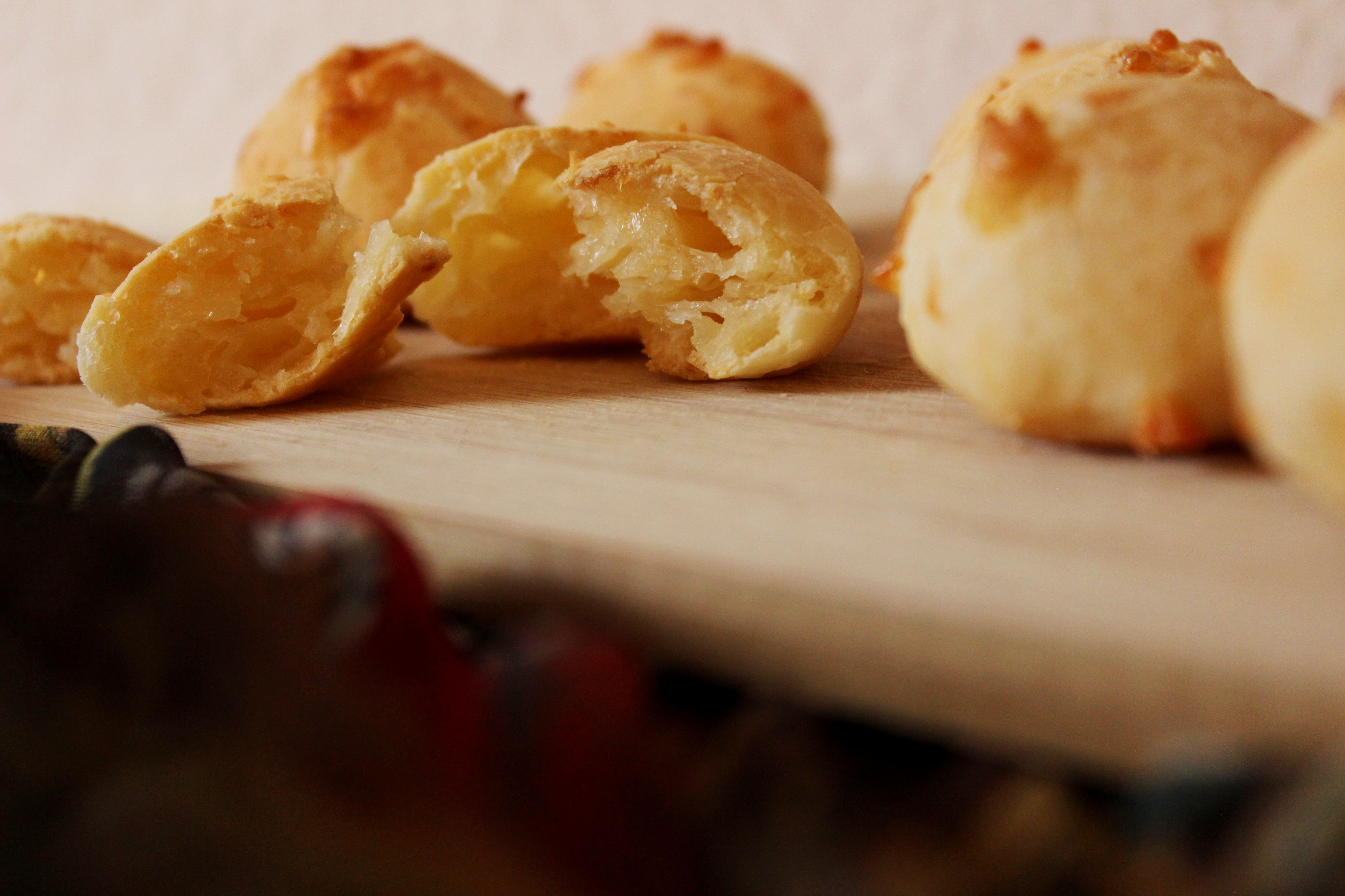 Pão de Queijo - Brasilianische Käsebällchen zum Caipirinha