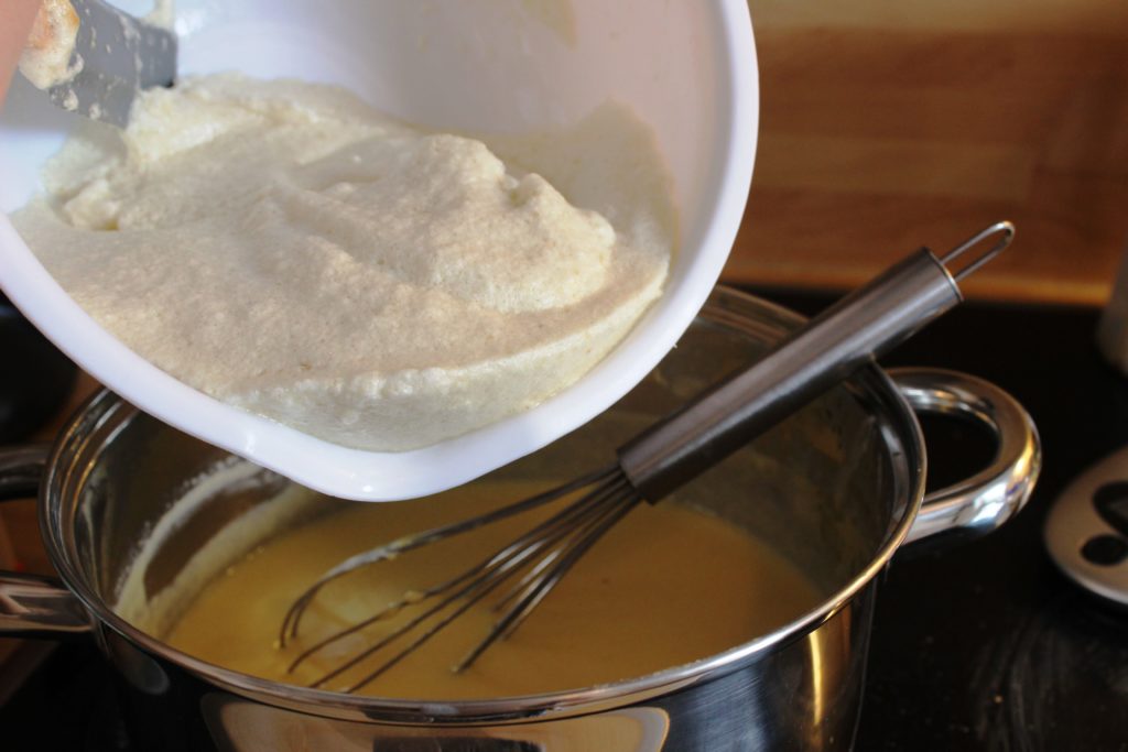Melktert - Südafrikanische Milchtörtchen mit Zimt und Vanille